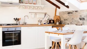Coffee/tea maker, fridge, oven, stovetop - Lamansarda, romantic place for your holidays. (La Spezia)
