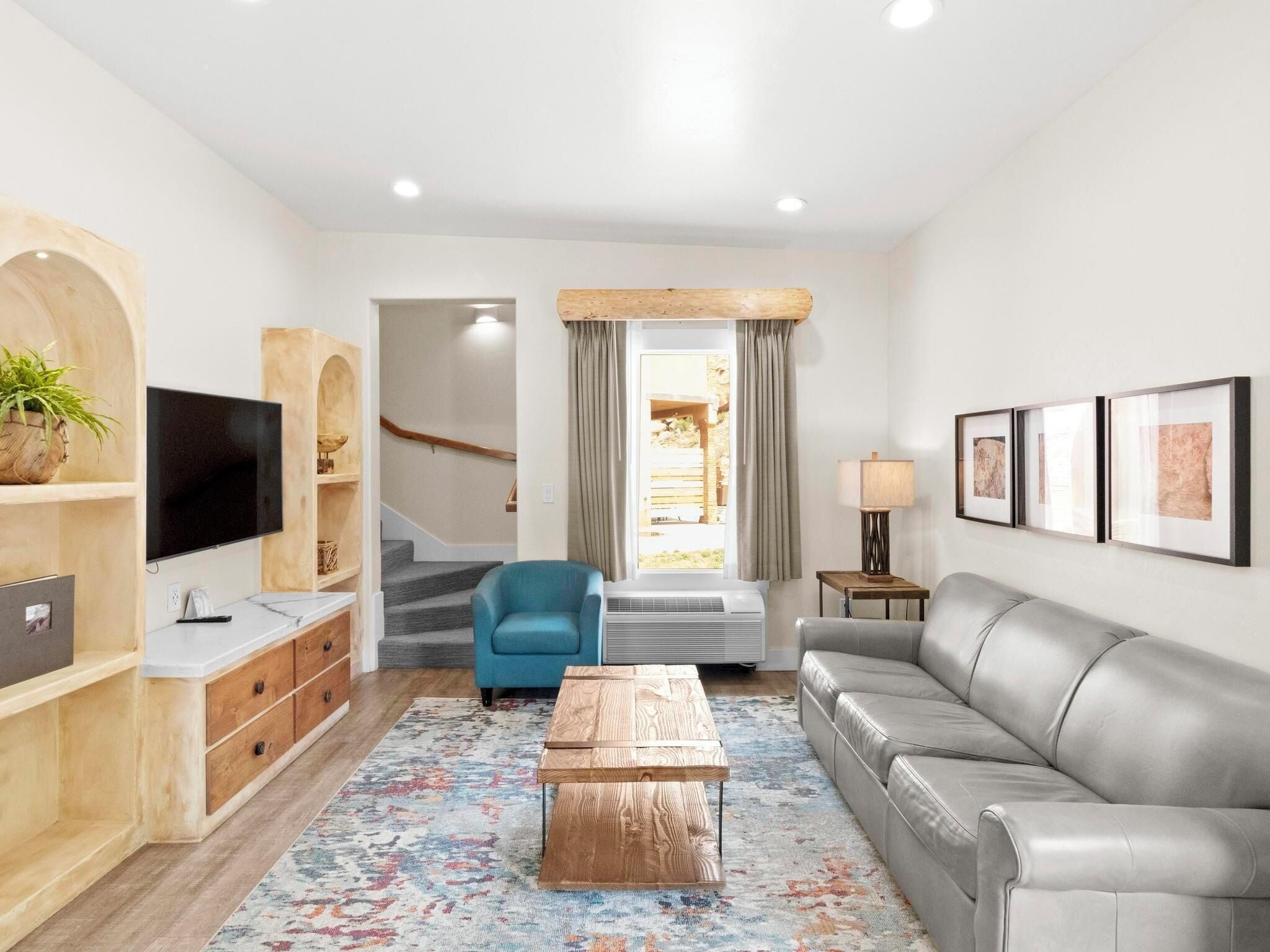 family suite | living area | flat-screen tv