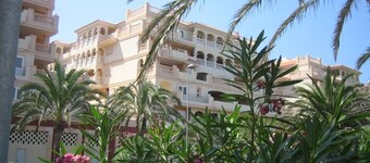 Apartamento céntrico a solo 5 minutos de bares/restaurantes/supermercado. Wi-Fi.