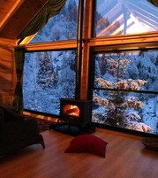 Decoración personalizada, muebles diferentes y escritorio 