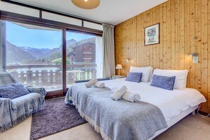 2 slaapkamers, reisbedje, gratis wifi, beddengoed