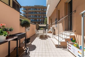 Terrace/patio - Baviera 24 - Two Bedroom Apartment, Sleeps 6 (Cattolica)