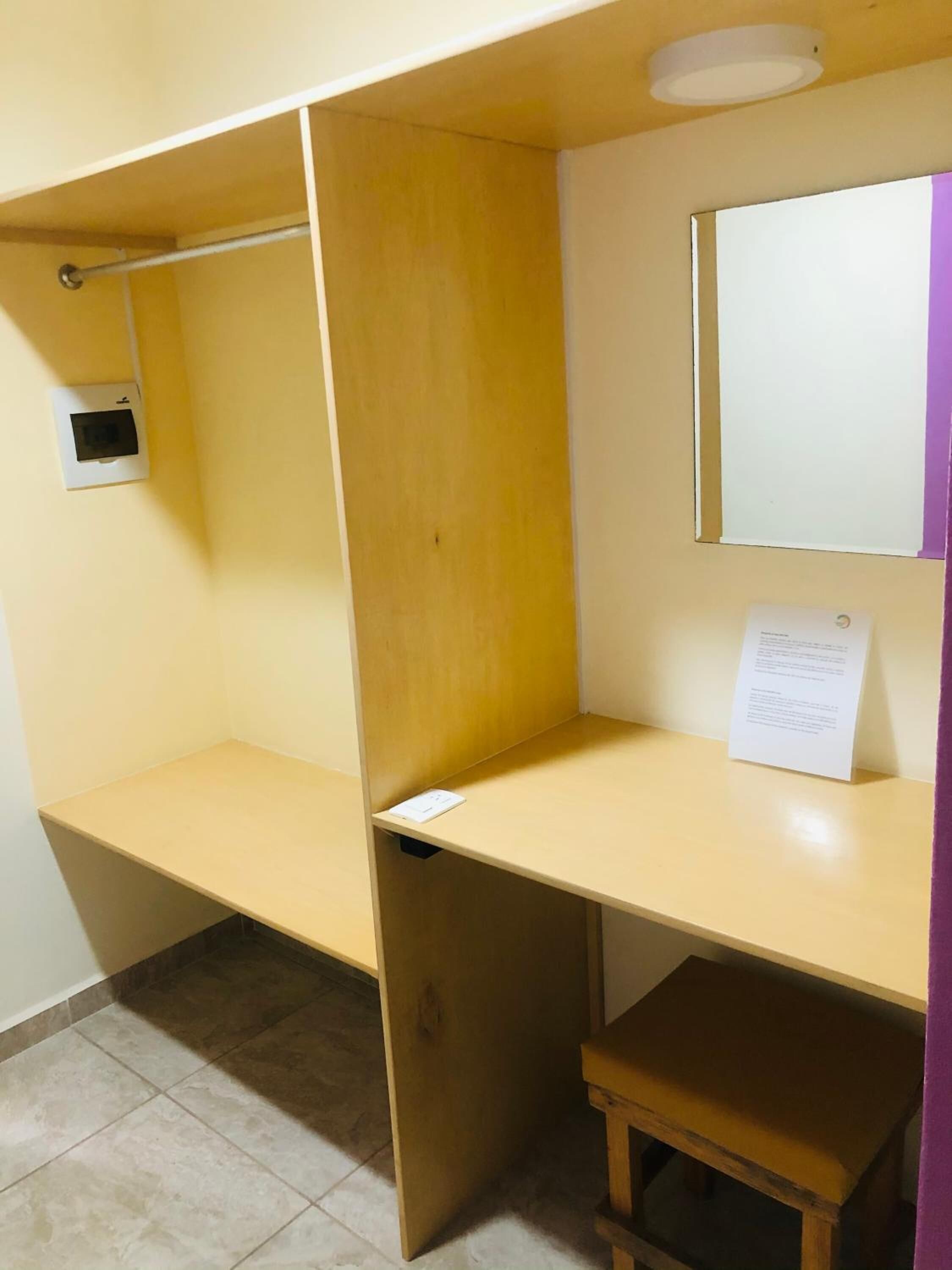 1 bedroom, in-room safe, individually decorated, individually furnished