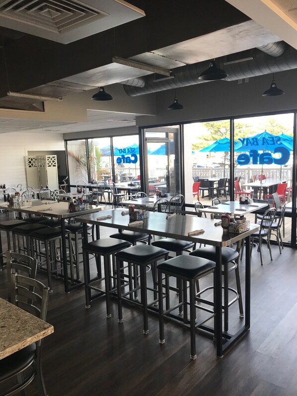 Restaurant - Sea Bay Hotel (Ocean City)