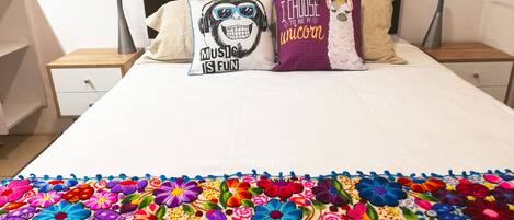 Iron/ironing board, free WiFi, bed sheets