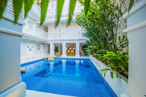 Smart TV 40-inci dengan saluran TV satelit dan TV