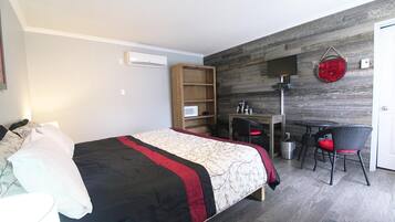 Kamar Comfort, 1 Tempat Tidur King | 1 kamar tidur dan didekorasi berbeda-beda