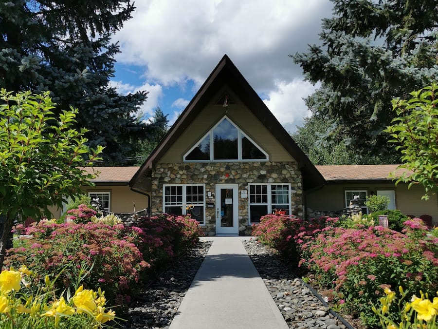 Mặt tiền nơi lưu trú