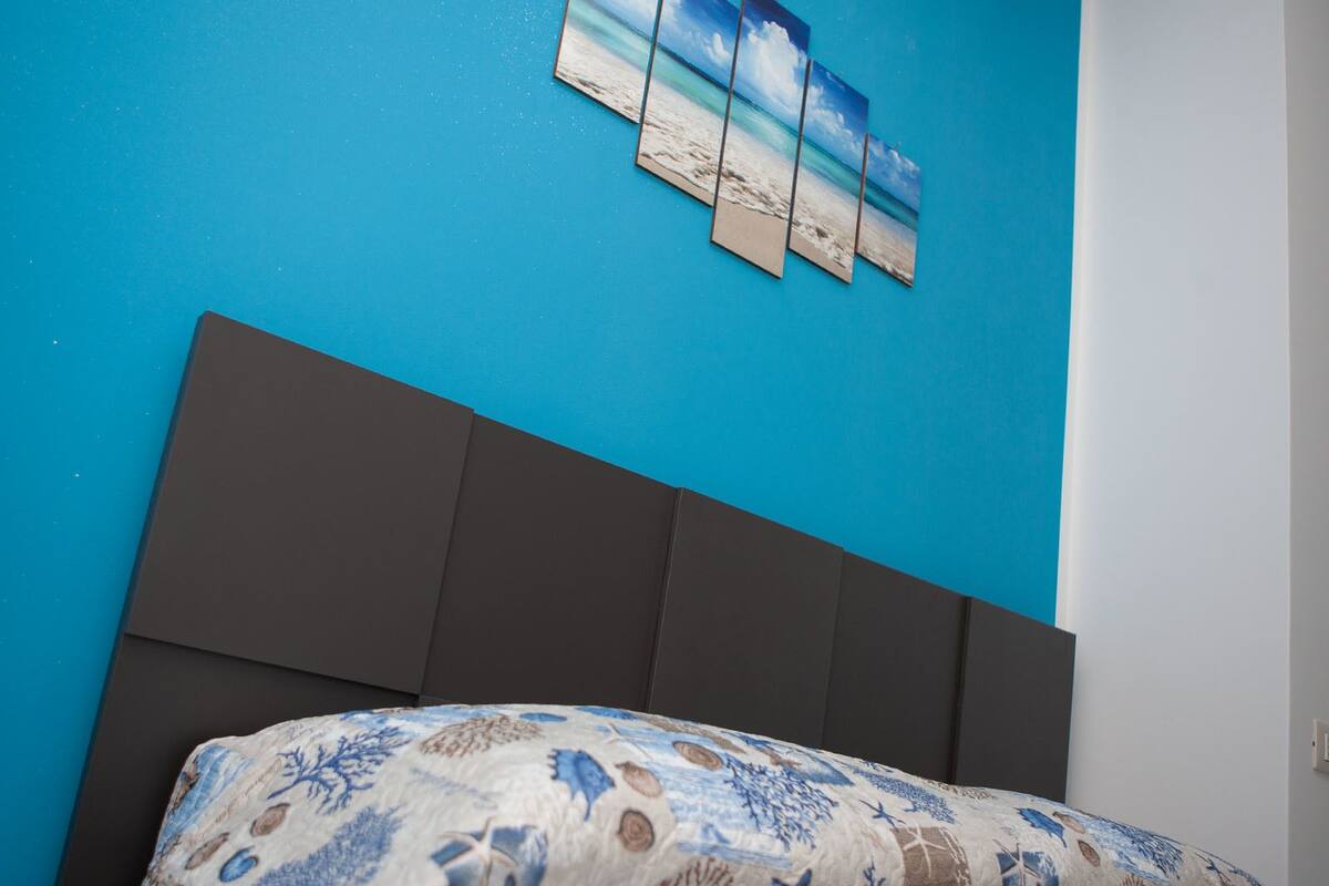 Chambre double (Blue) | Lit de bébé (supplément), accès au Wi-Fi (inclus), décor unique