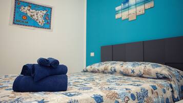 Double Room (Blue) | Individually decorated, individually furnished, cribs/infant beds