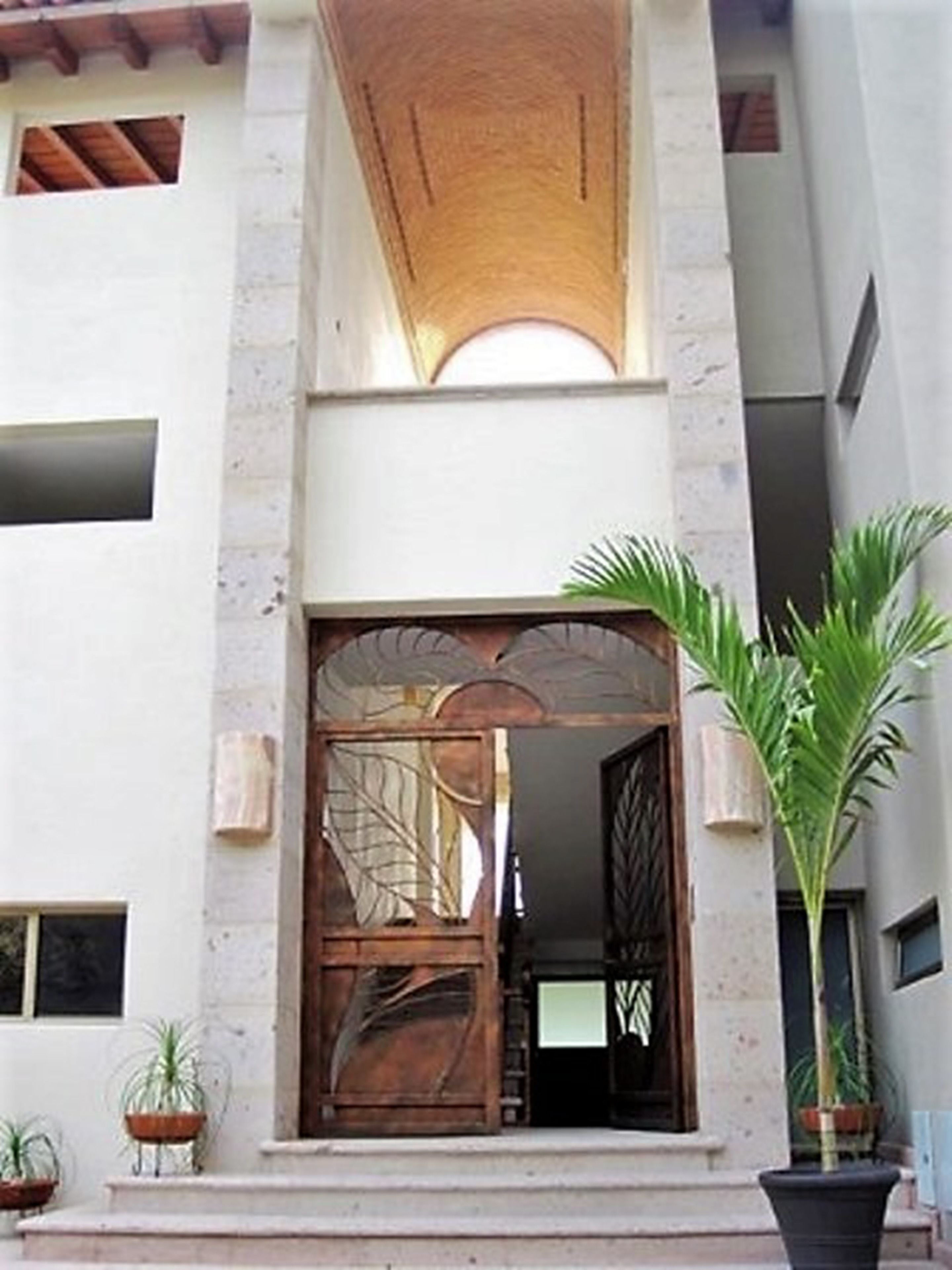 مدخل المنشأة