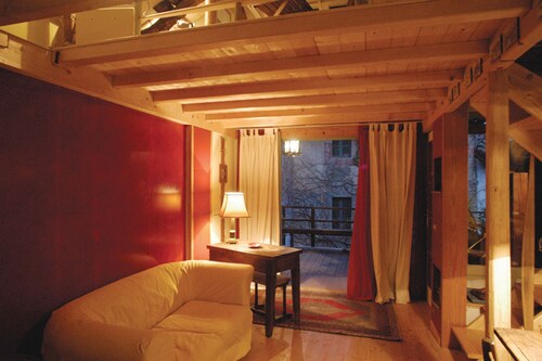 Baubaus House_ Ferienhaus in Cuirone