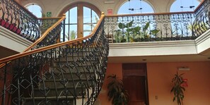 Interior - Hotel Dos Reynas (Characato)