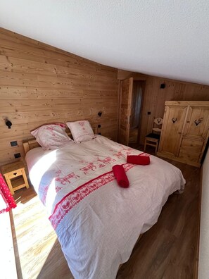 3 chambres, Wi-Fi gratuit, draps fournis