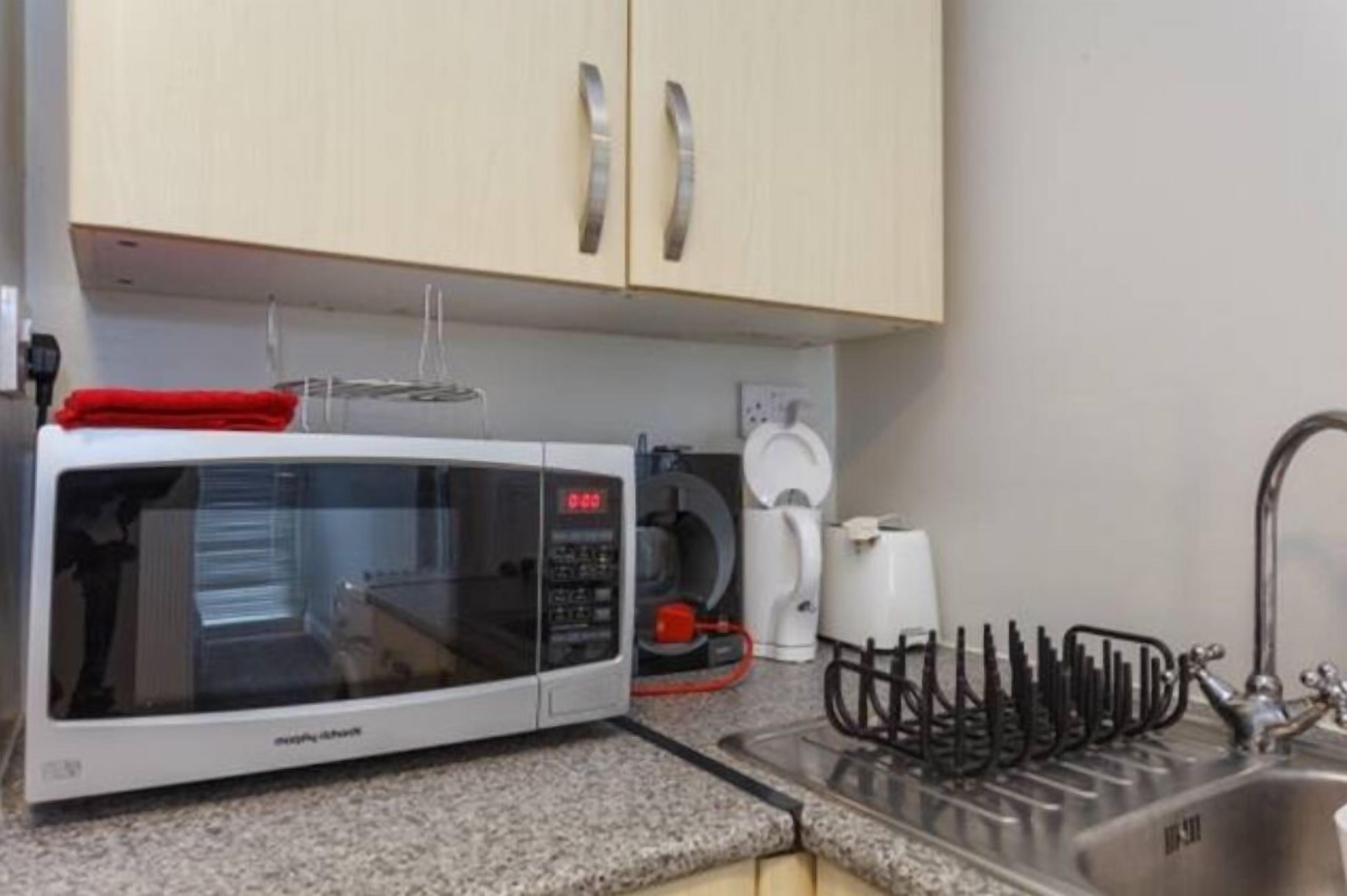 Fridge, microwave, stovetop, electric kettle