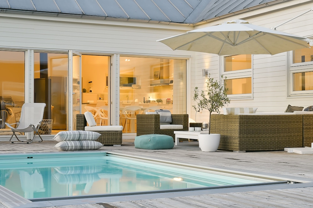 A closer look at Private Pool Villas In Sweden
