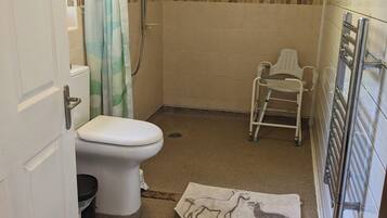 Dusche, Handtücher, Seife, Toilettenpapier