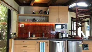 Fridge, microwave, dishwasher, toaster