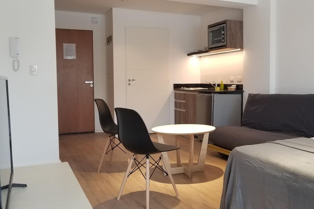 Apartment 504