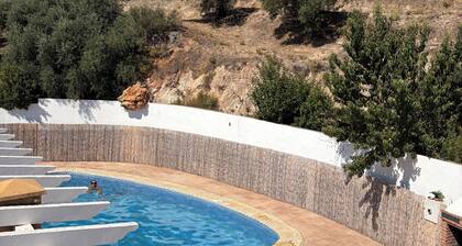 Beautiful spacious villa with fantastic views and private pool
