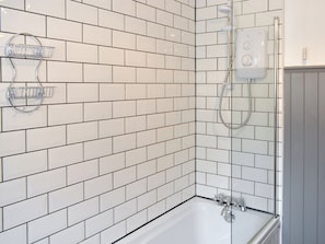 Towels - 1 bedroom accommodation in Hinderwell, near Whitby (Hinderwell, near Whitby)