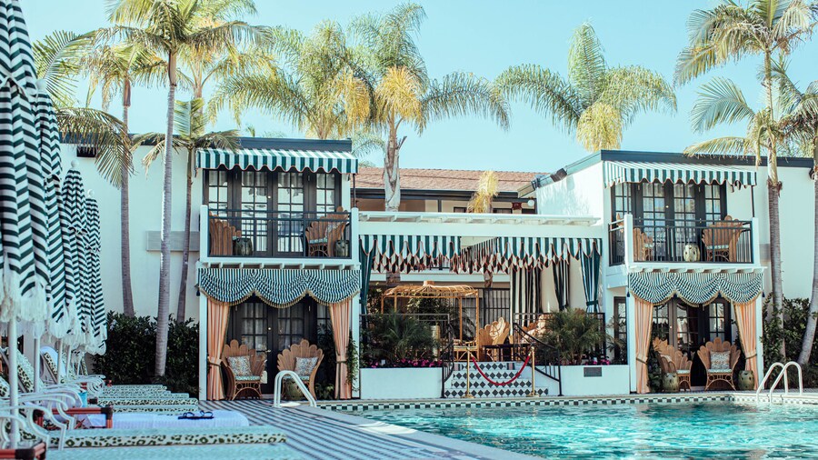 Lafayette Hotel & Club