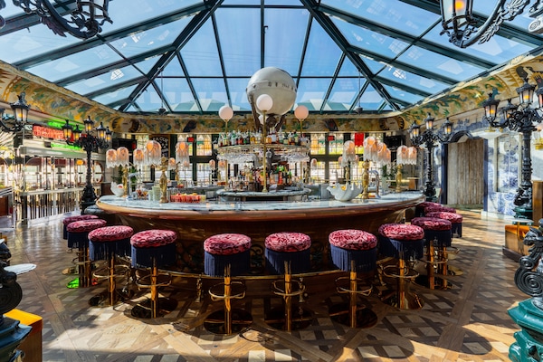 3 bars/lounges, lobbylounge, cocktailbar, cocktailbar