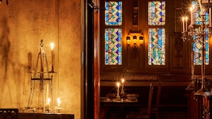 2 restauranter: frokost, lunsj, middag og brunsj serveres