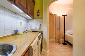 淋浴设施、吹风机、毛巾