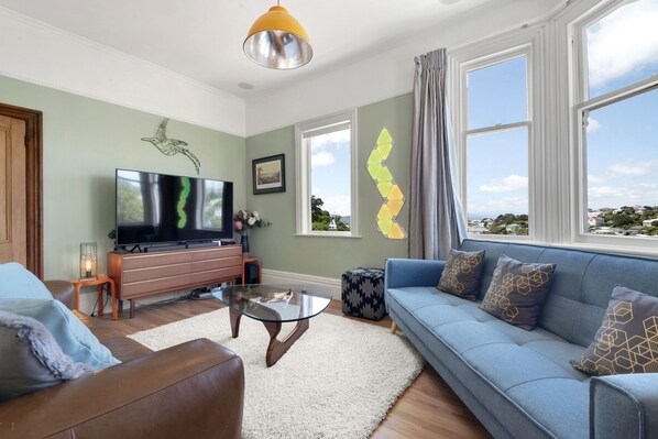 Smart TV, video games, DVD player, stereo