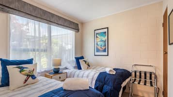 2 bedrooms, iron/ironing board, travel cot, WiFi