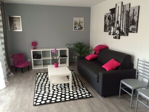 TV, DVD player - Studio DISNEYLAND PARIS -Terrace  (Montévrain)