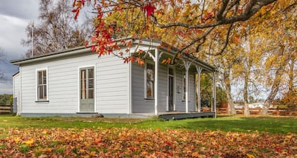 Kaha Cottage - Rangataua Holiday Home