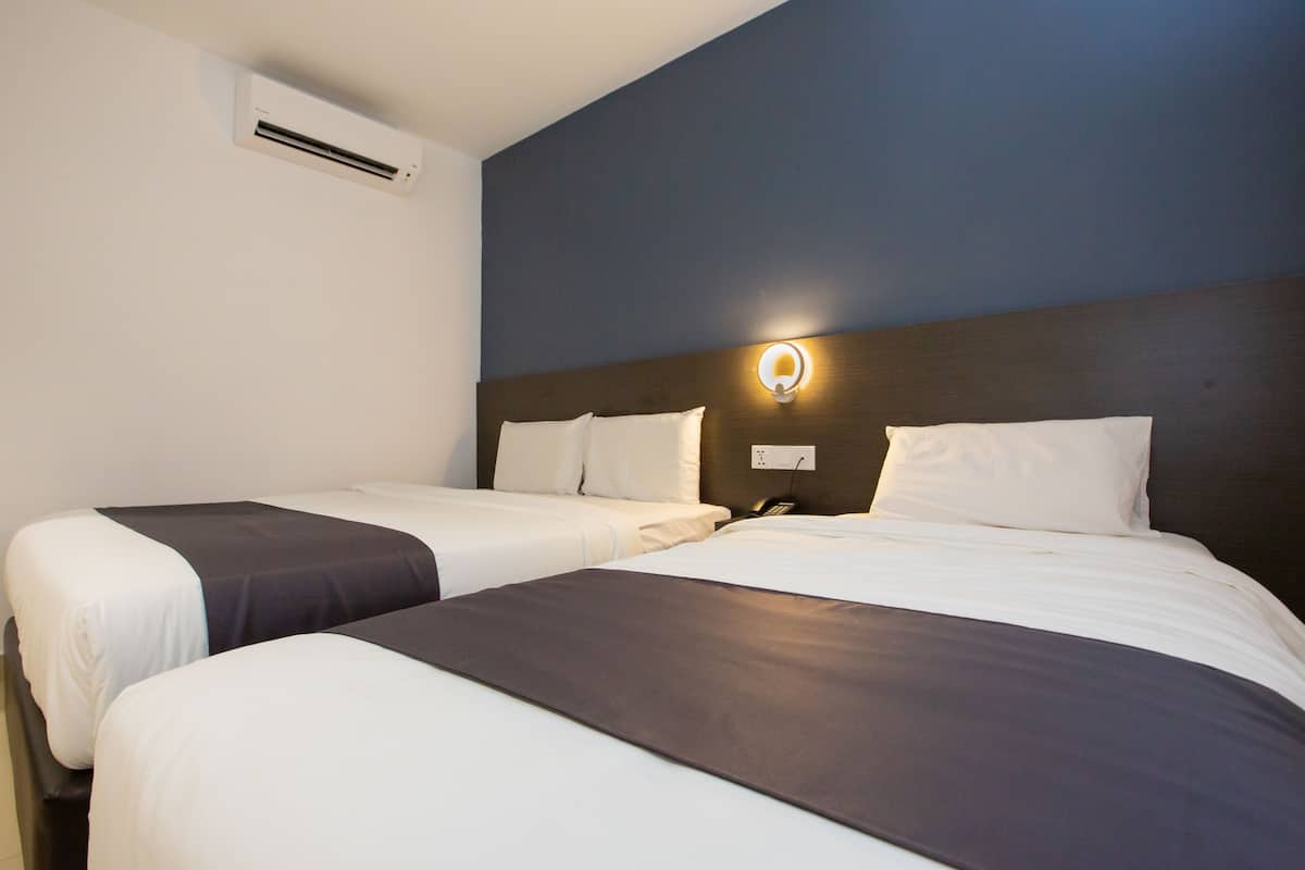 1 bedroom, desk, free WiFi, bed sheets