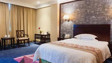 Deluxe Double Room | Blackout drapes, WiFi (free), bed sheets