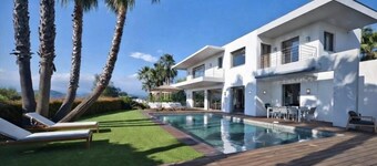 Exceptional Villa Cannes - Luxury, Serenity & Panoramic views