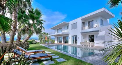 Exceptional Villa Cannes â Luxury, Serenity & Panoramic views