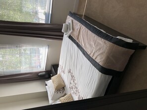 2 bedrooms