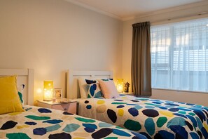 2 bedrooms, WiFi, bed sheets