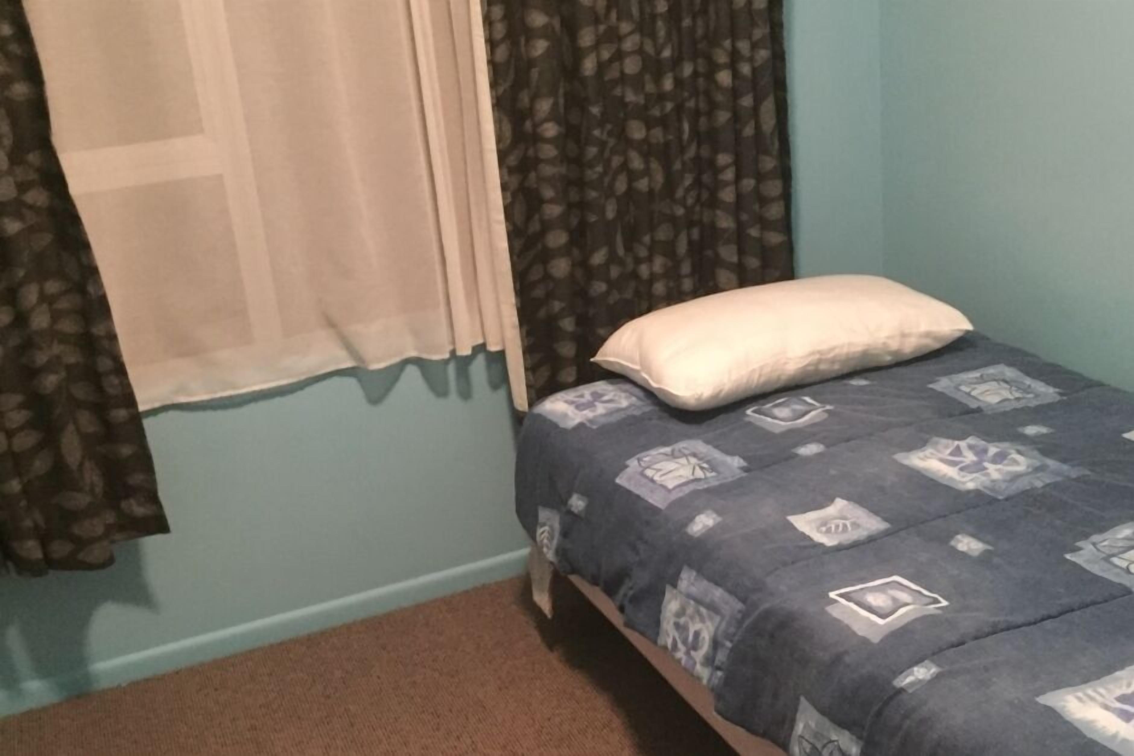 Single bedroom