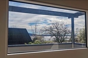 Interior - Great View near Rotorua Lake (Rotorua Township)