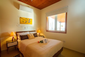 Casa de campo, 3 habitaciones | 3 habitaciones, tabla de planchar con plancha y cunas gratuitas 