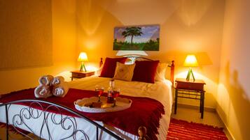 Cottage, 3 Bedrooms | 3 bedrooms, iron/ironing board, free cots/infant beds, free WiFi