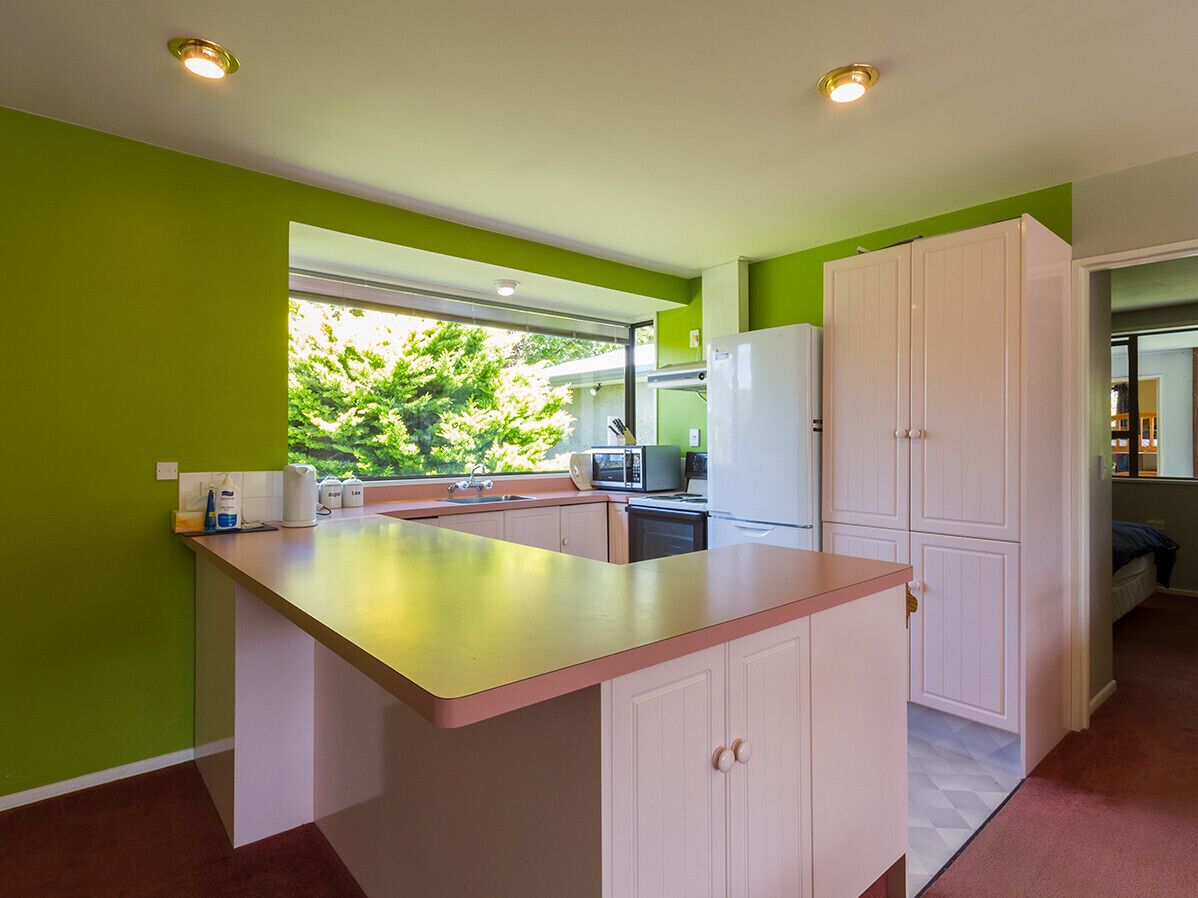 Réfrigérateur, micro-ondes, four, lave-vaisselle