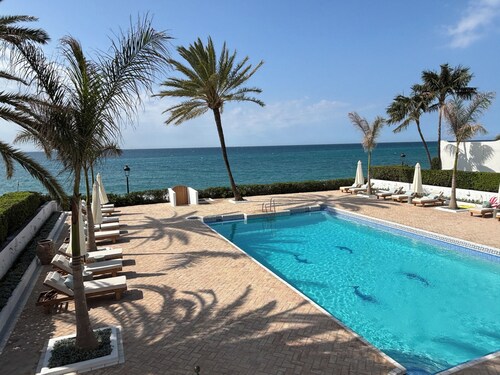 Villa sur la mer proche de Marbella sur la Golden Mile
