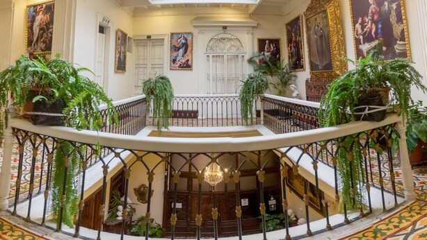 Unclassified image, 1 of 52, button - Hotel España (Lima)