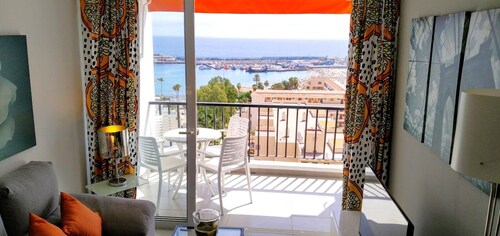 5 minutes from the beach :Apartment Orange Trees panoramic ocean view