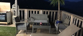 STELLA gitotel chalet with 80m2 terrace with panoramic view