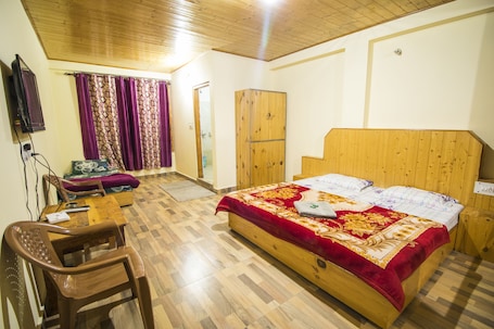 Deluxe Room | Free WiFi