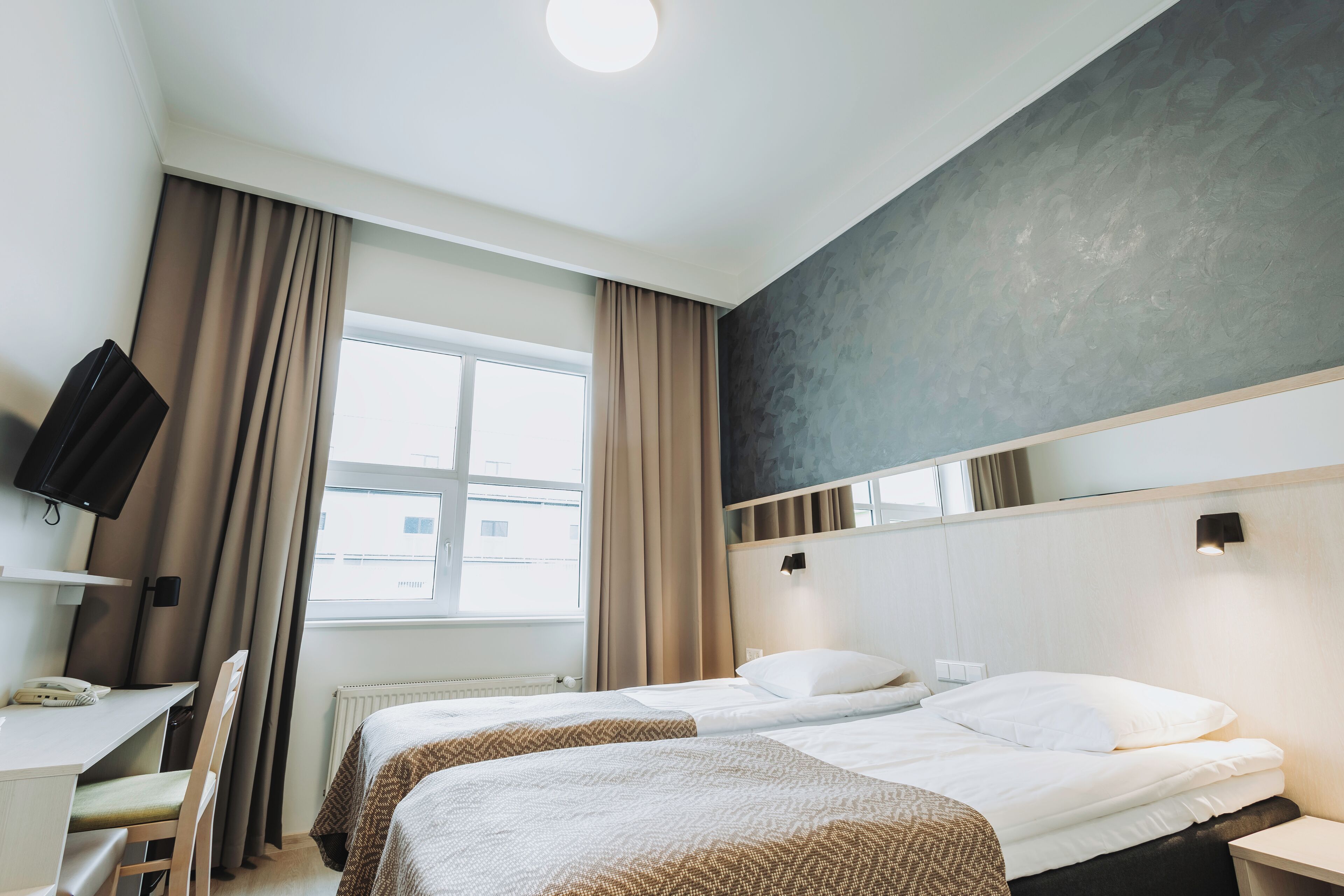 standard twin room | free wifi, bed sheets, wheelchair access